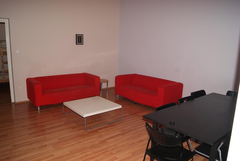 Happy Hostel Budapeste Quarto foto