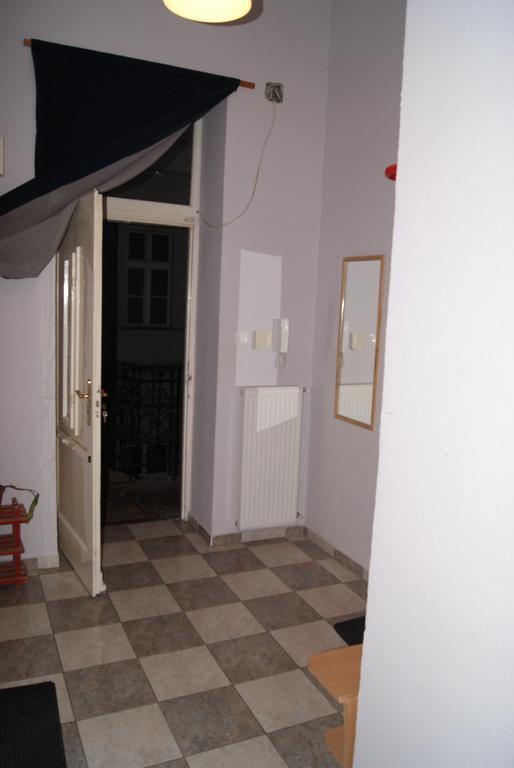 Happy Hostel Budapeste Exterior foto