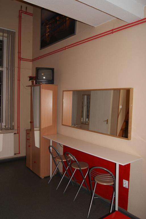 Happy Hostel Budapeste Quarto foto